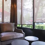 Hotel La Des Ternes