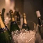 La Des Ternes 4* Paris